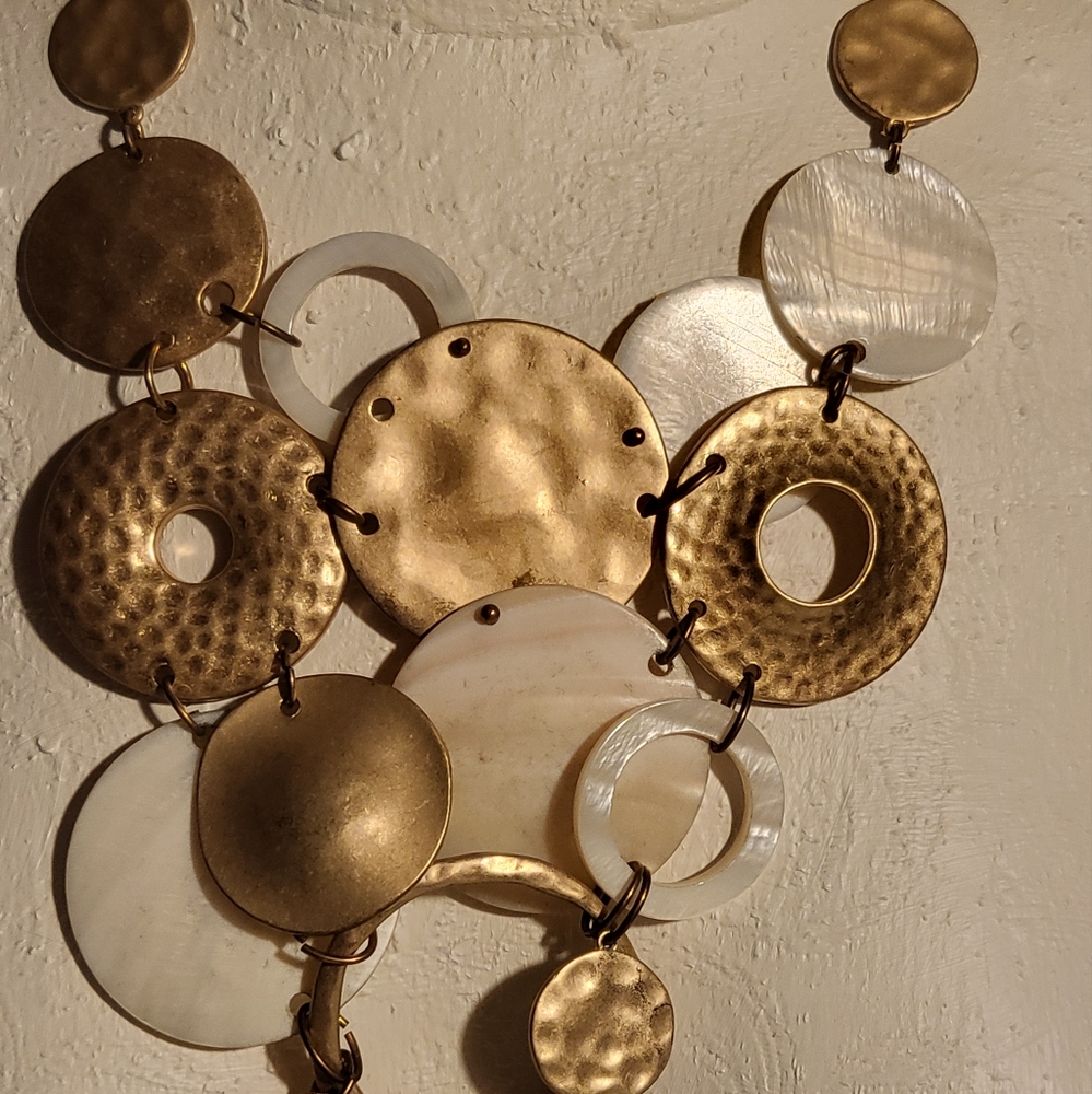 NWT CHICOS STATEMENT Necklace